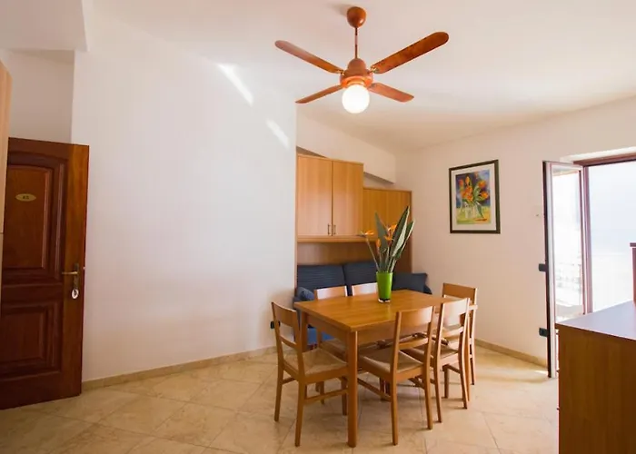 Апартаменты Due Mari Бари-Сардо